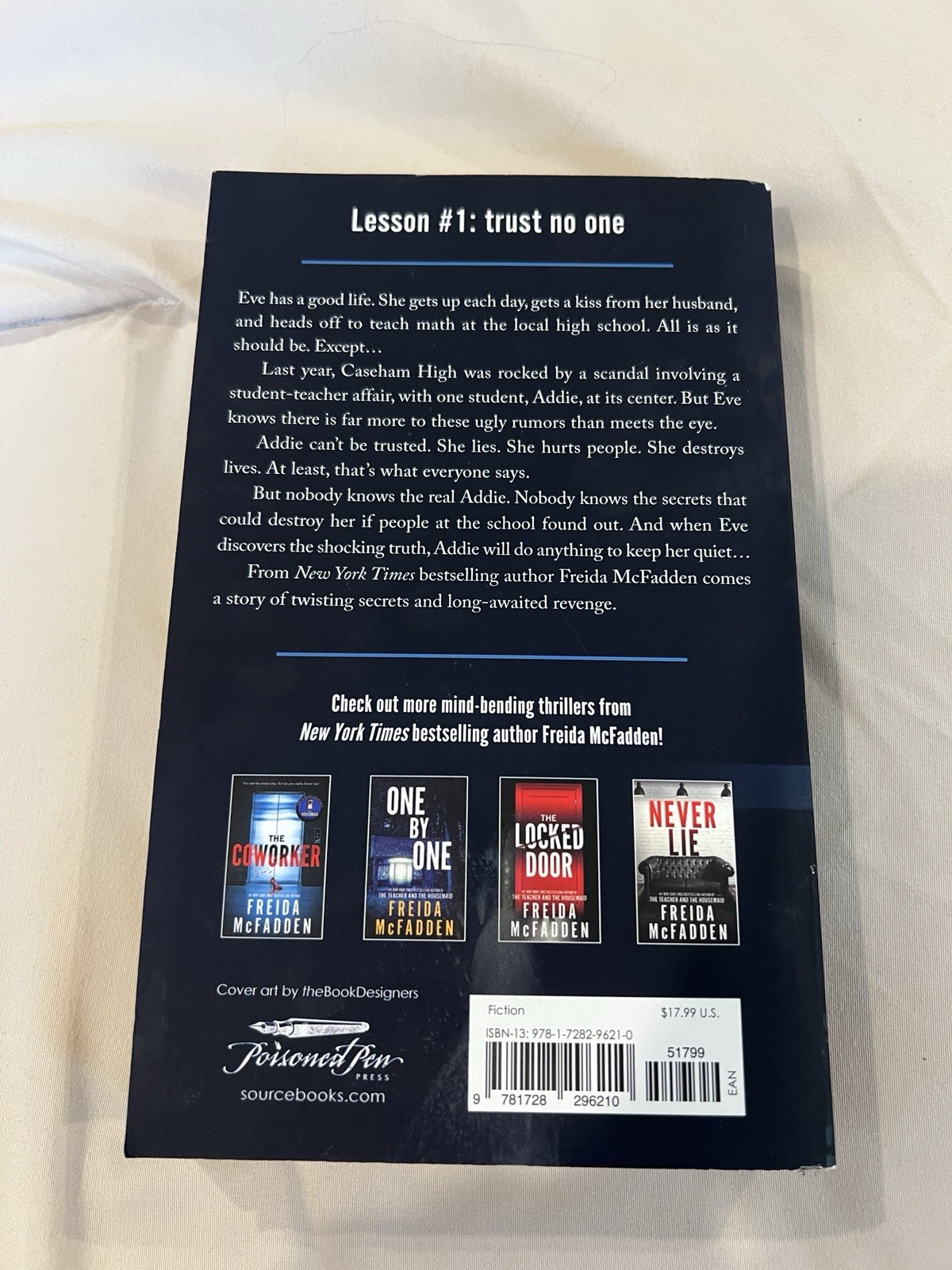 The Teacher – paperback McFadden, Freida