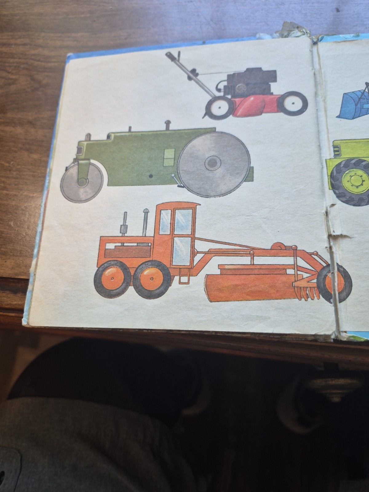 Busy Machines – David L. Harrison. Richard Walz, Illus. Golden Book 1985 – VG
