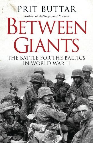 Prit Buttar Between Giants (Paperback)