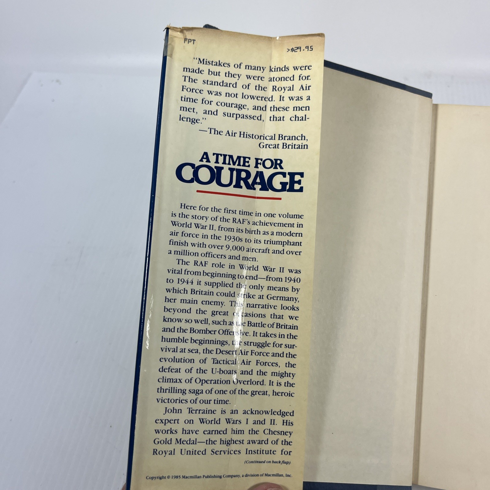 A Time For Courage Royal Air Force In The European War 1939-1945 John Terraine