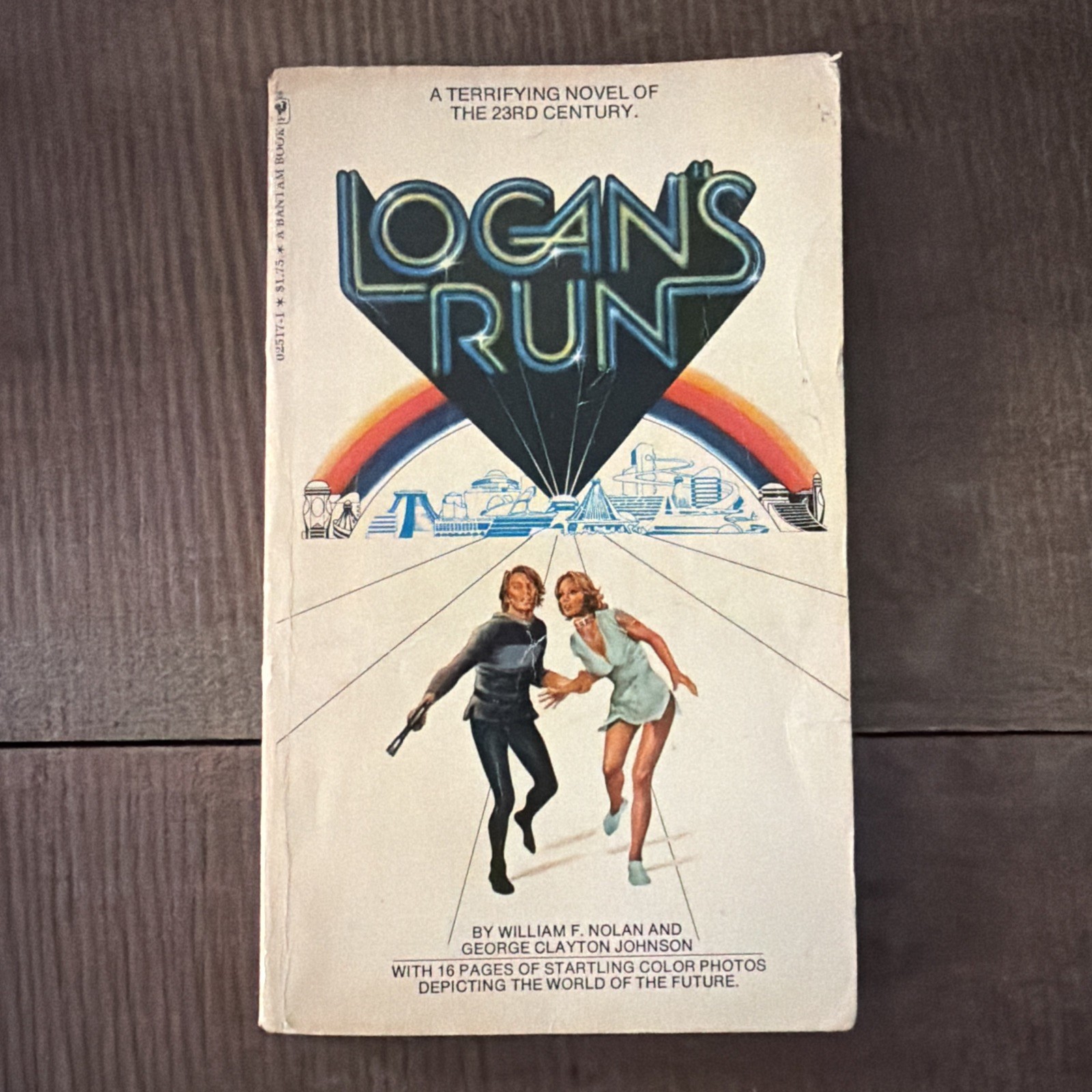 Logan’s Run Paperback 1976 With Color Photos William F Nolan