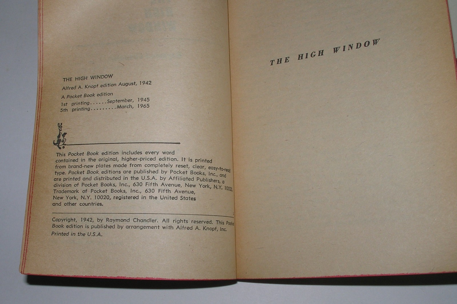 4 Raymond Chandler Phillip Marlowe Pparback books 1960`s