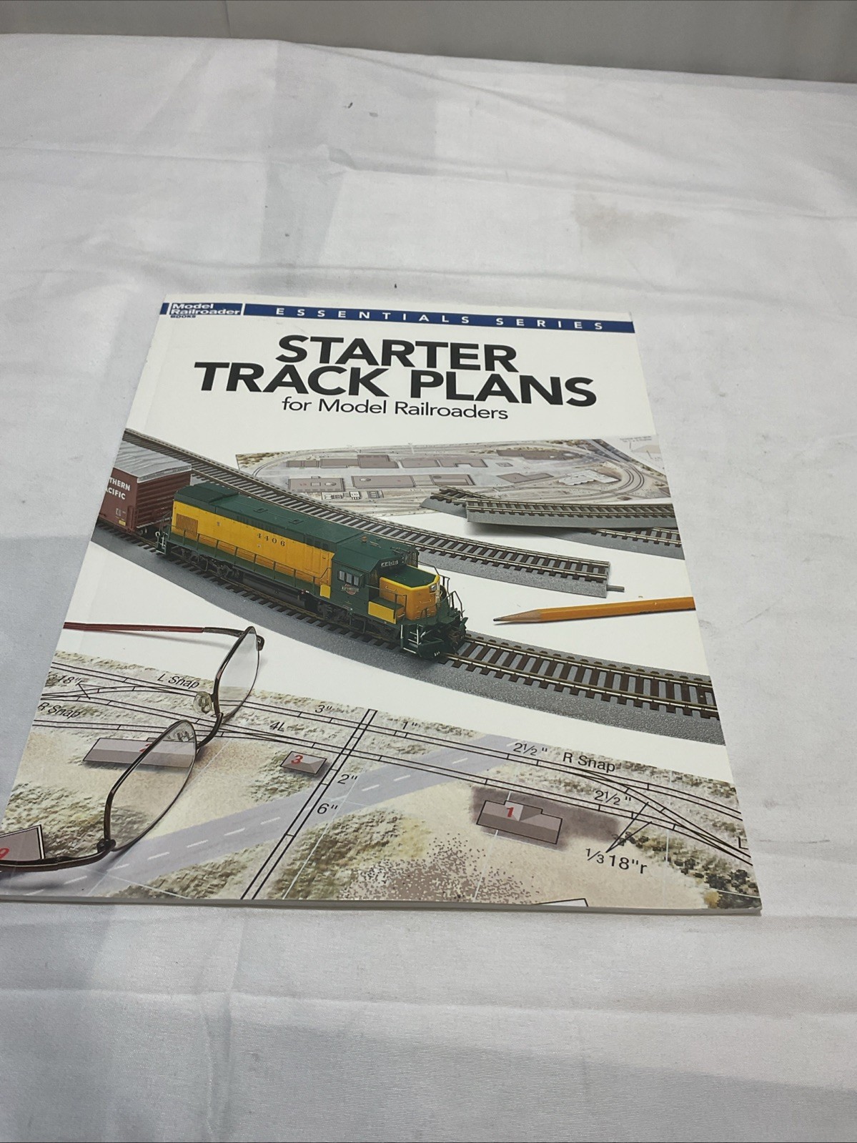 Starter Track Plans for Model Railroaders by Jeff S. Wilson and Randy Rehberg…