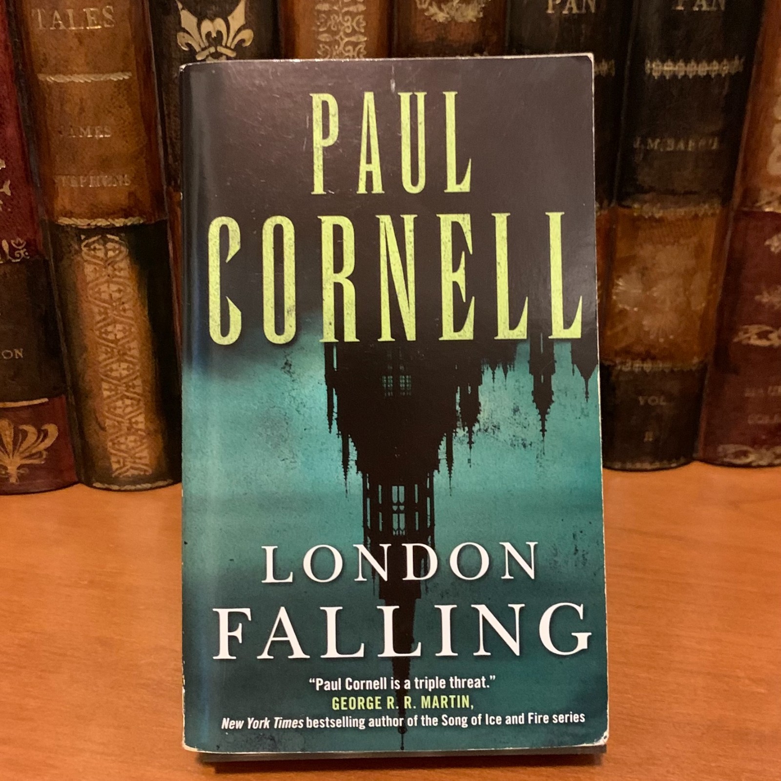 London Falling by Paul Cornell (2014, Mass Market) – FREE SHIP at $50