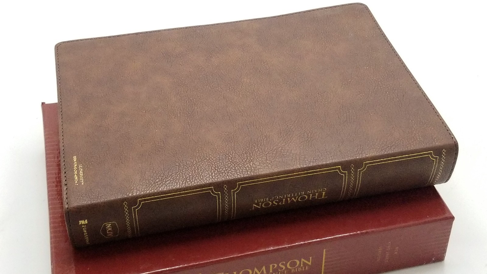 NKJV Thompson Chain-Reference Bible Large Print Brown Leathersoft Zondervan 2023