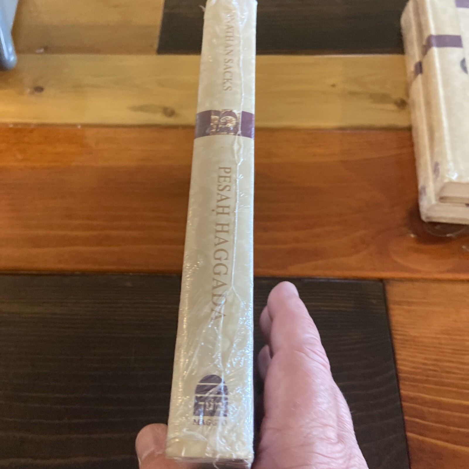 Jonathan Sacks Haggada : The Applbaum Edition, Hardcover by Sacks, Jonathan, …