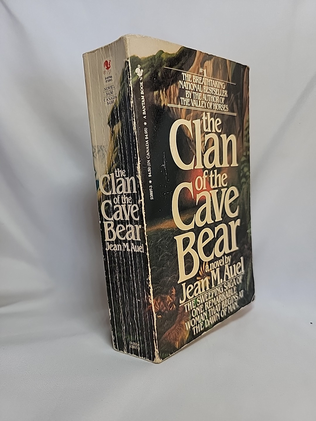 The Clan Of The Cave Bear By Jean M. Auel 1983 Paperback