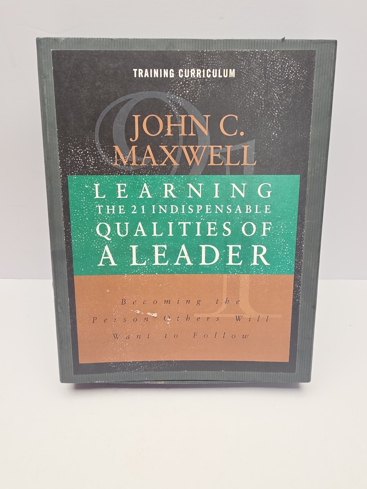 John C Maxwell 21 Indispensable Qualities of a Leader Curriculum Set And CDs
