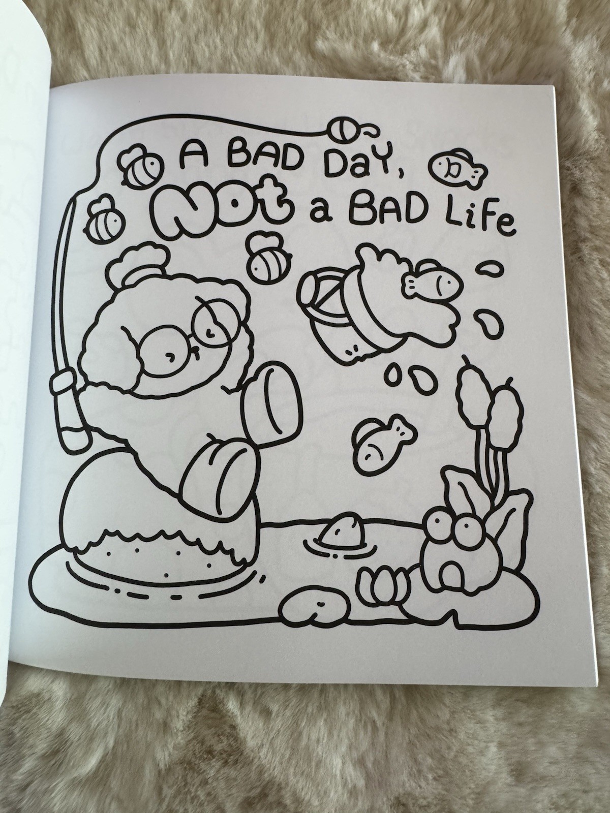 Cozy Vibes: Coloring Book for Adults and Kids (Cozy Spaces Coloring) BRAND NEW