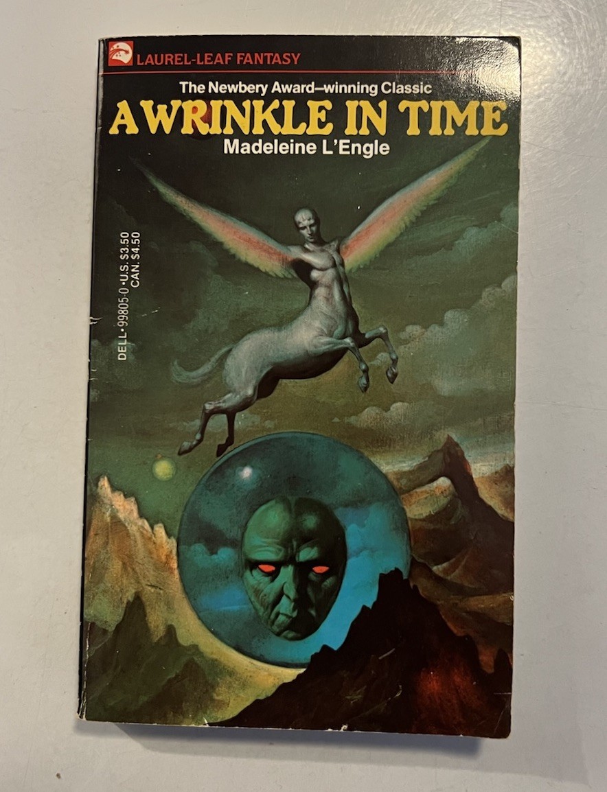 A Wrinkle in Time by Madeleine L’Engle 1976 vintage paperback Stranger Things