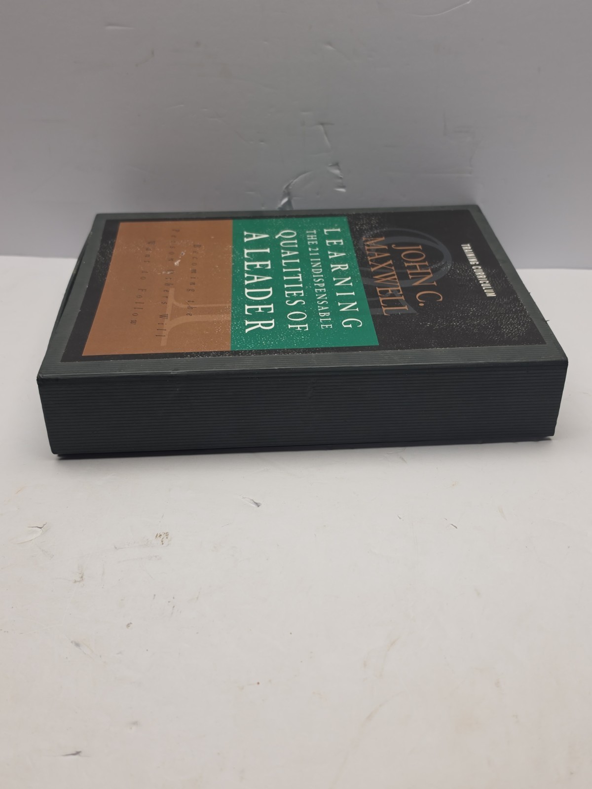 John C Maxwell 21 Indispensable Qualities of a Leader Curriculum Set And CDs