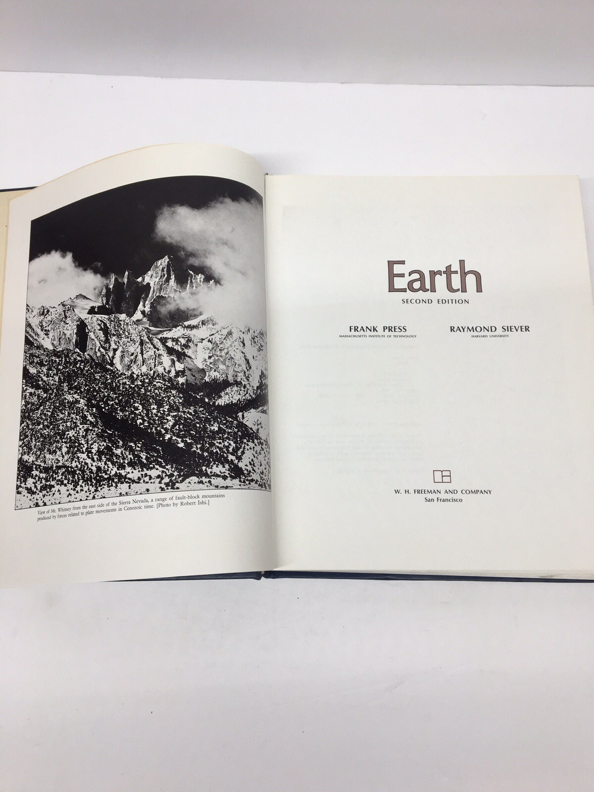 Earth, press/siever , 1978, Second Edition