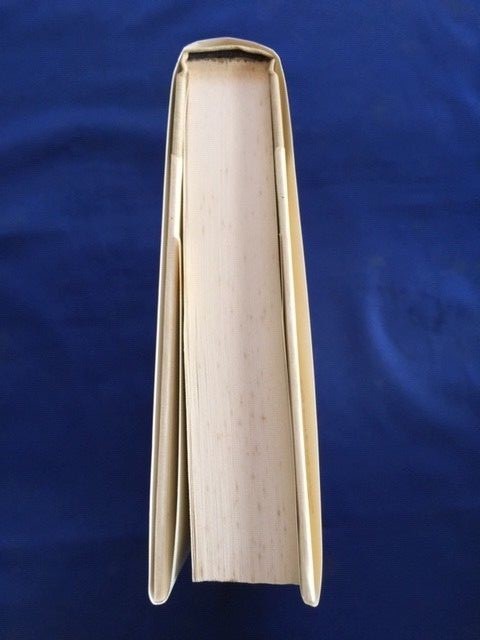 FIMA – FIRST AMERICAN EDITION INSCRIBED BY AMOS OZ