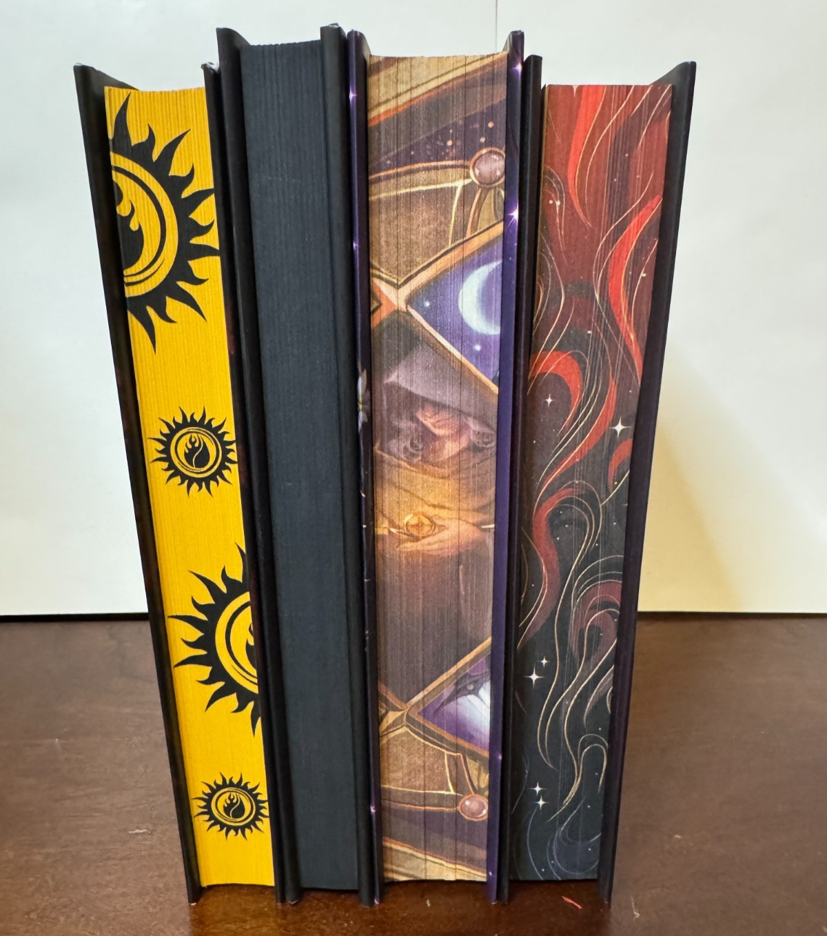 Special Edition Sprayed Edge Fantasy HC Bundle Blood Bound Shadow