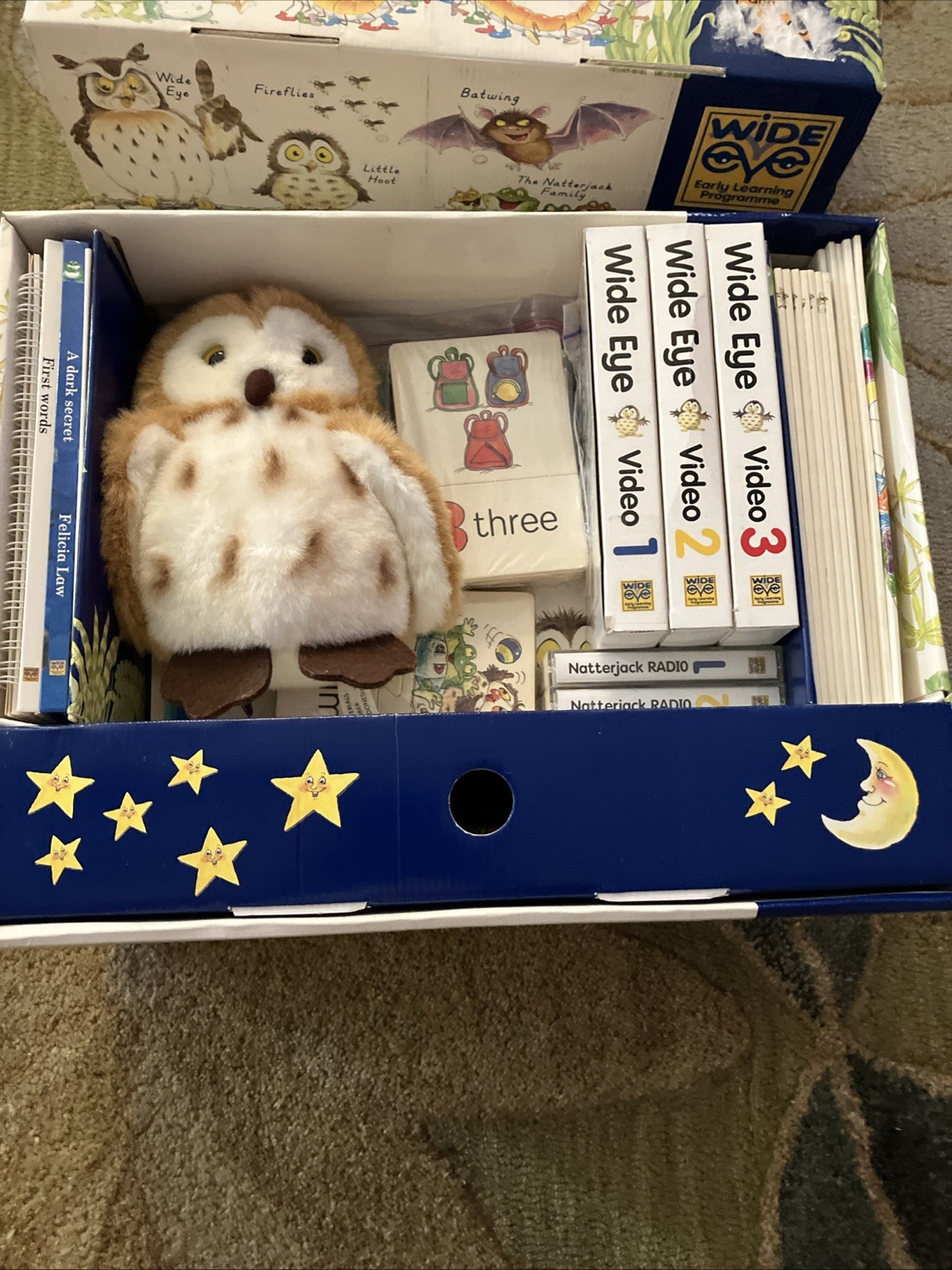 Wide Eyed Early Learning Program Kit for Toddlers Ages Books And Videos