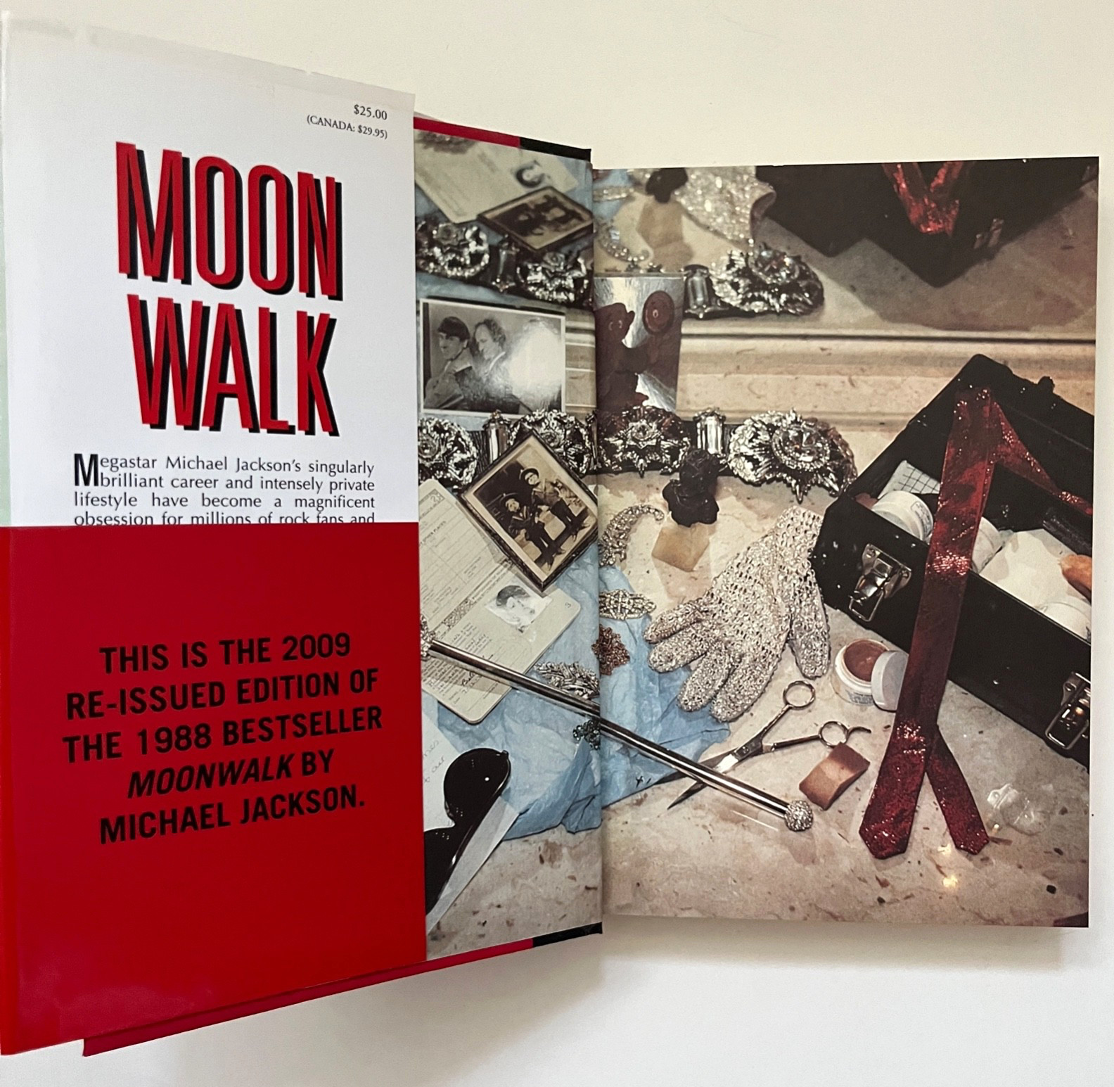 Michael Jackson Moonwalk First Revised Edition Book HIs Life – Hardcover 2009
