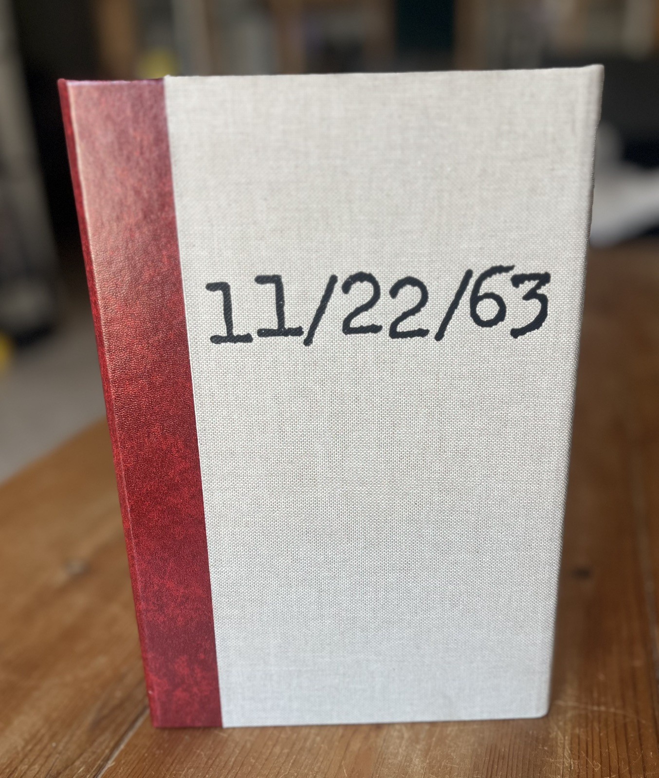 11/22/63 Clamshell Traycase – Stephen King – Custom Newspaper Insert