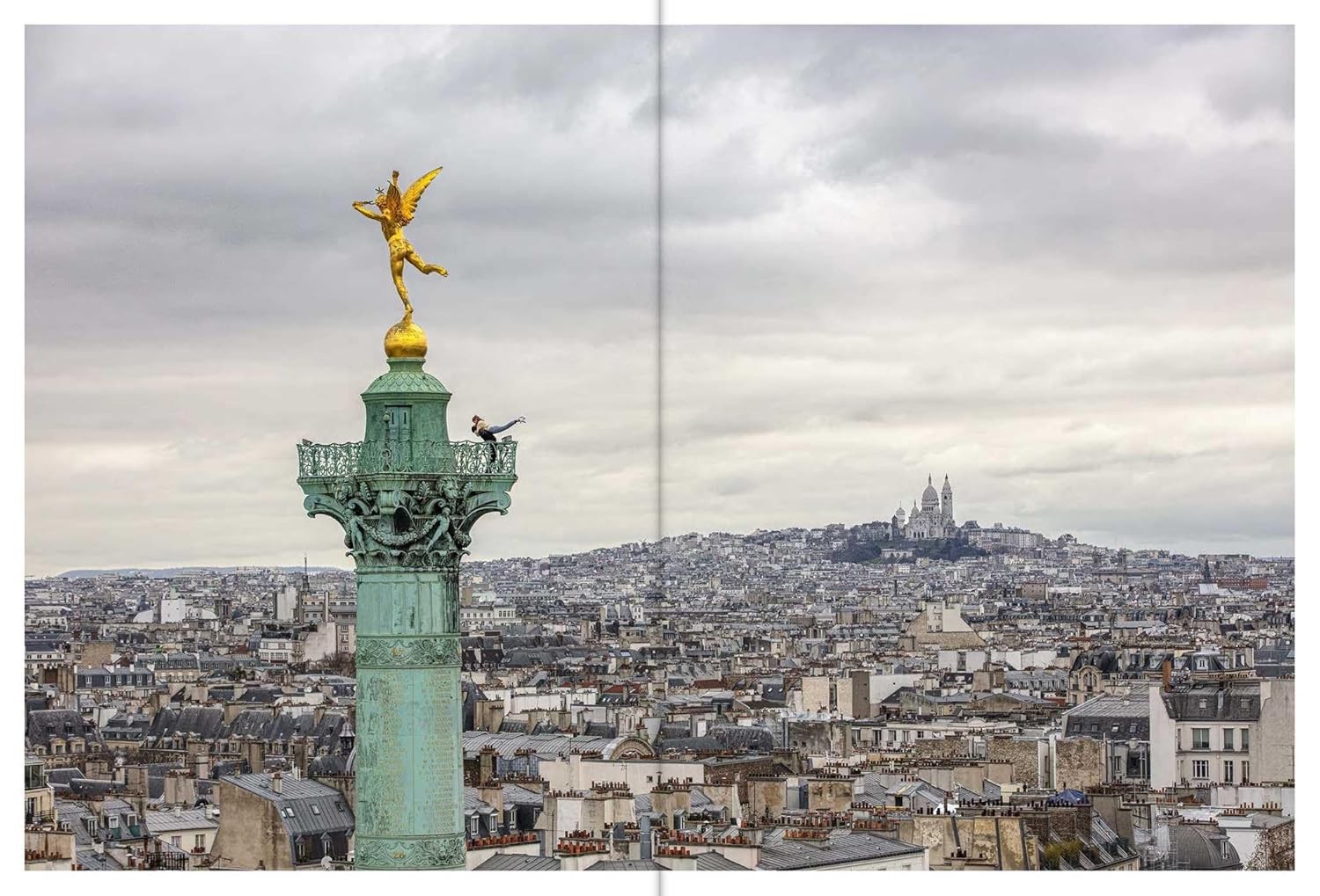 Jr Jr – Paris (Hardback)