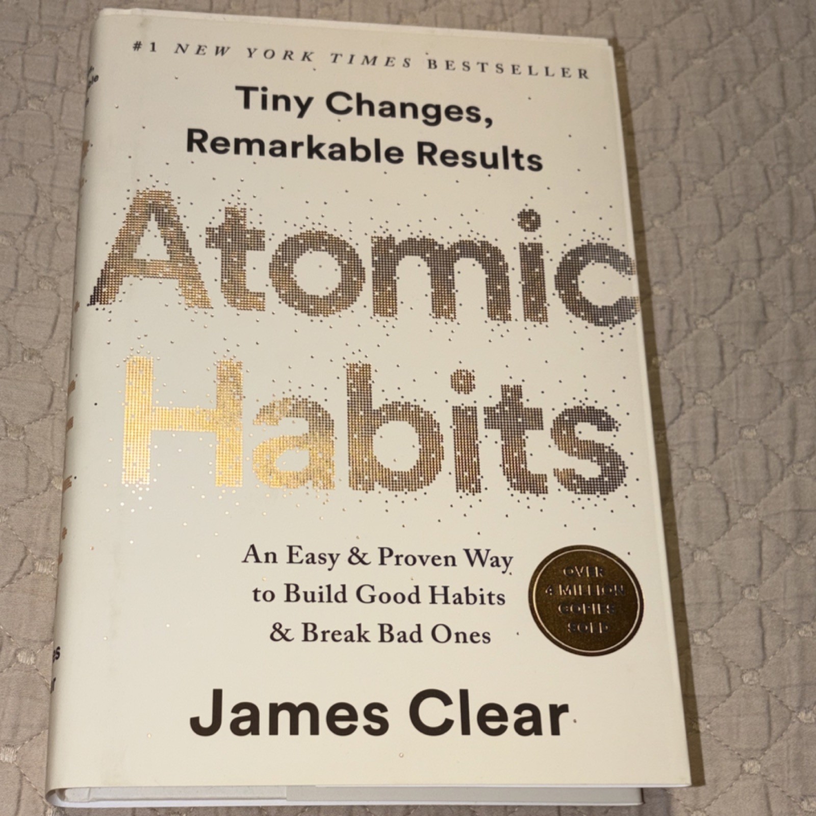 Avery Atomic Habits James Clear 2018 Hardcover Self-Help Personal Growth Habits