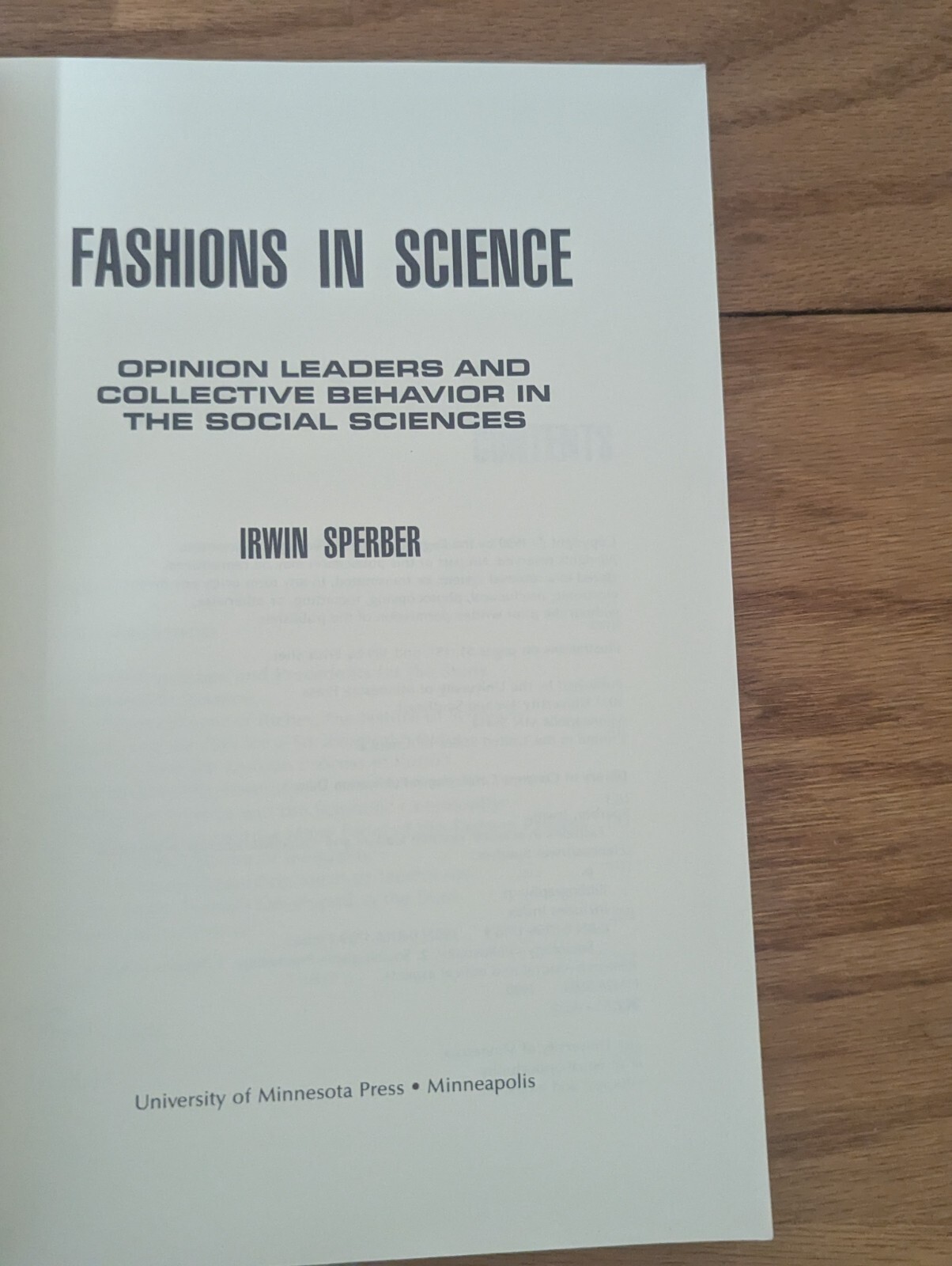 Fashions in Science: Opinion leaders…social sciences; I. Sperber – VG+/PB