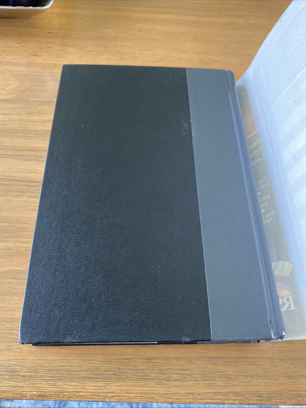 The KJV Rainbow Study Bible: Illustrated Reference Edition
