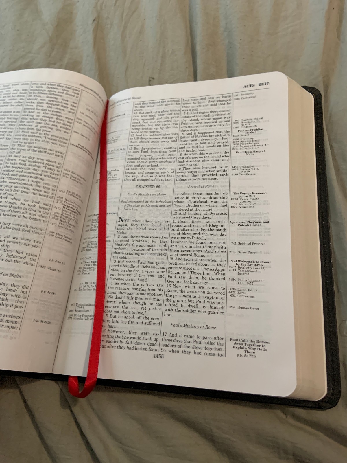 Thompson Chain Reference Bible – NKJV- Zondervan- Black Bonded Leather -1997