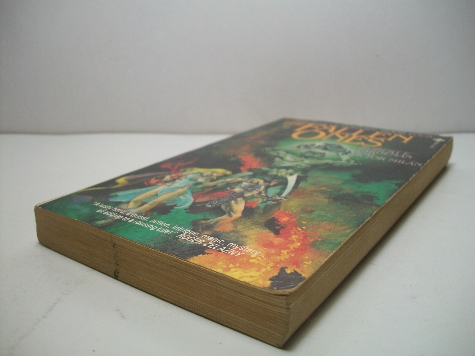 The Fallen Ones (War of Power Book #4) by Vardeman / Milan (PB, 1982, Playboy)