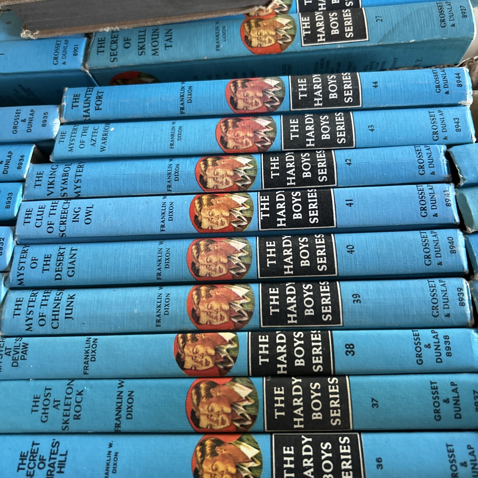 Hardy Boys Complete # 1-58 & HC Blue Covers Like New 60s to 80s