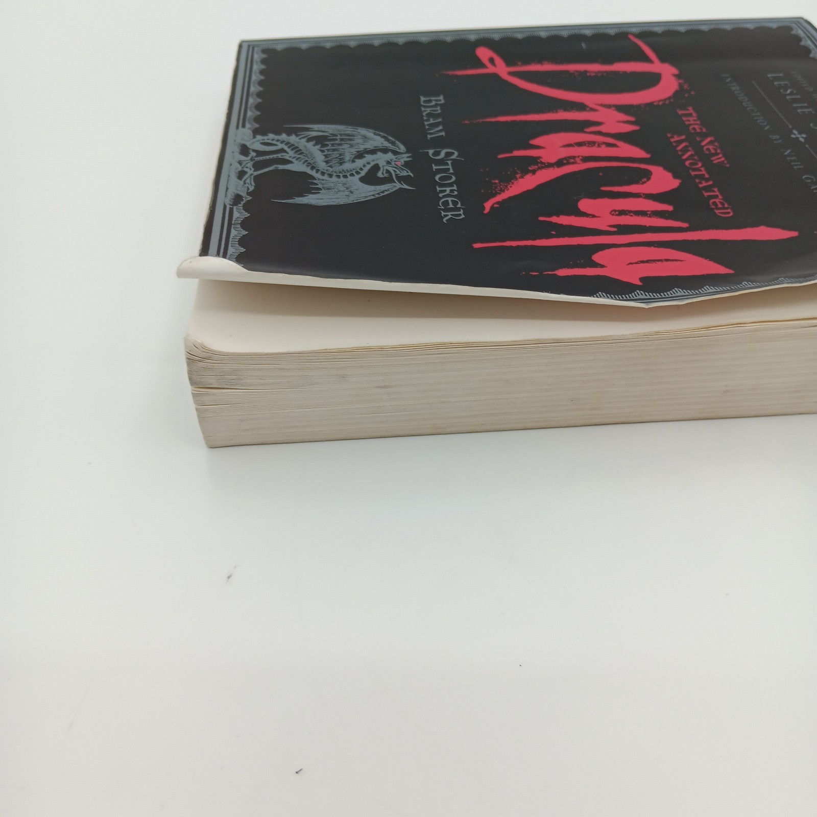 The New Annotated Dracula by Bram Stoker W. W. Norton Annotated Illustrated