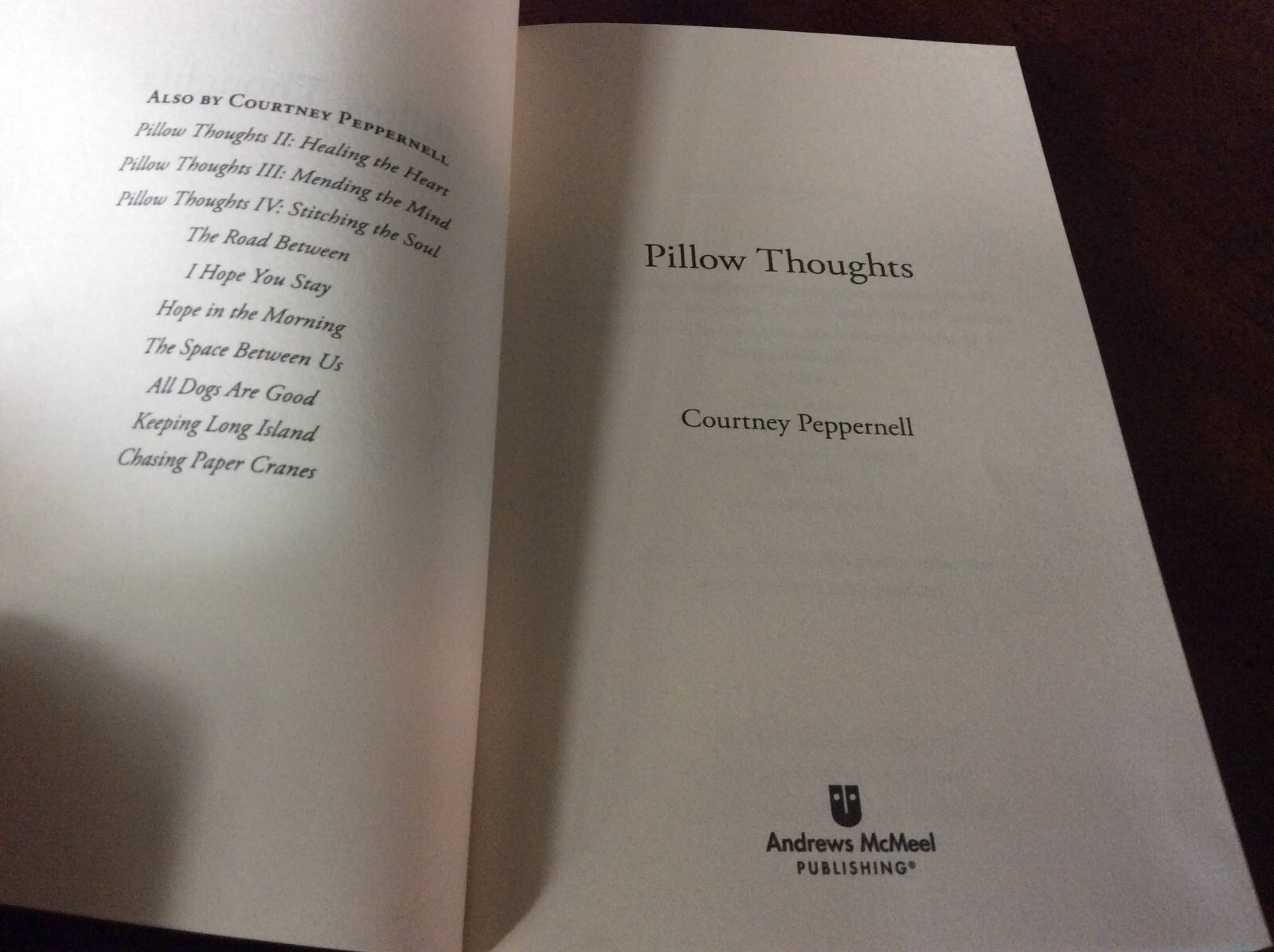 Pillow Thoughts : Peotry by Peppernell, Courtney 2017 Papperback LIKE NEW