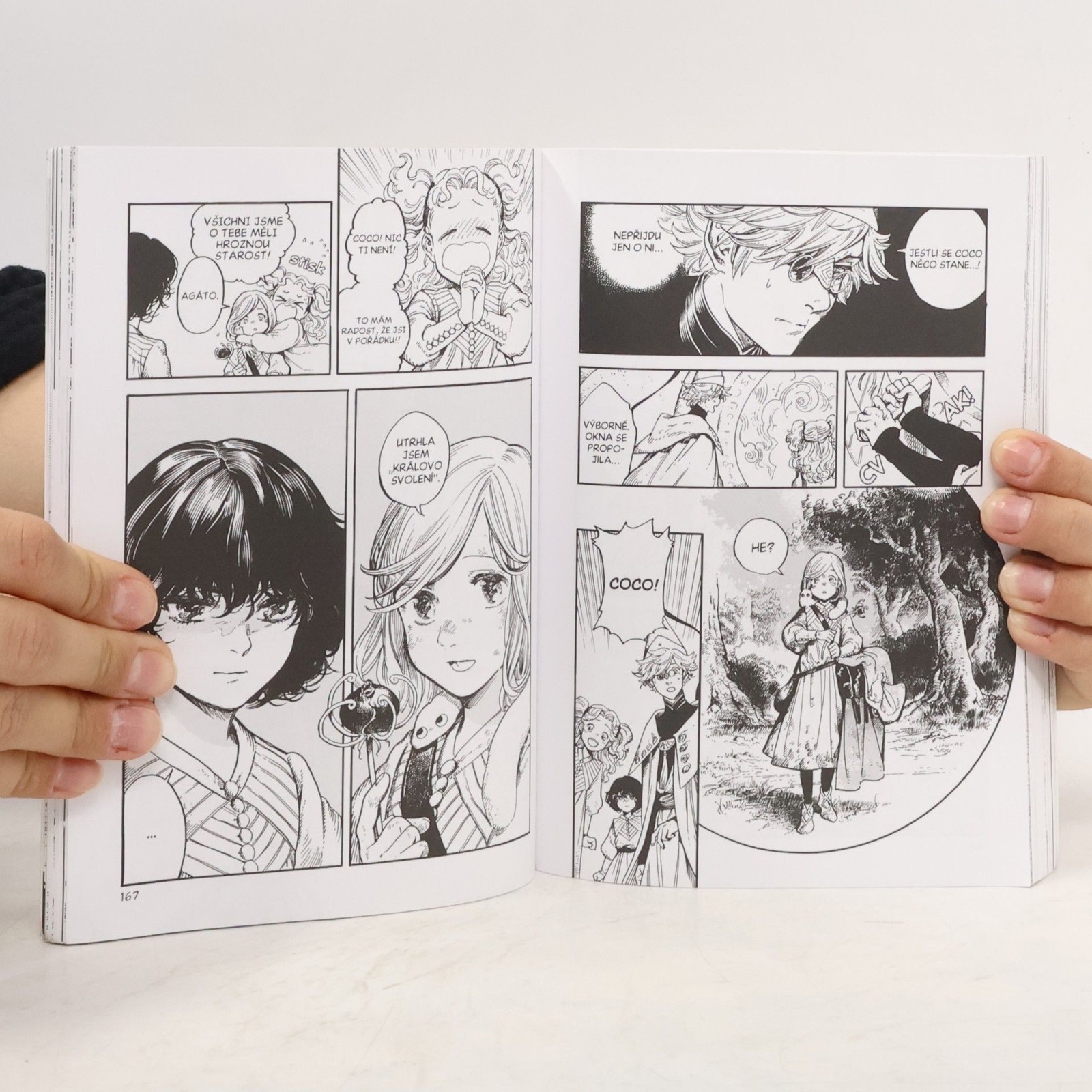 Ateliér špičatých klobouků 1  |  Kamome Shirahama
