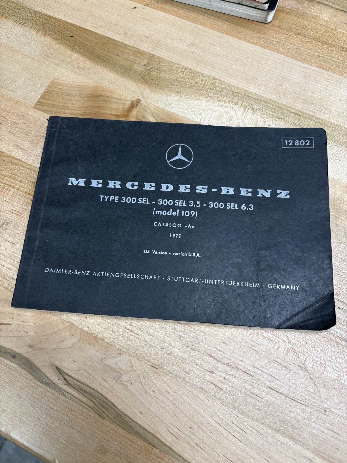 MERCEDES 300SEL 6.3 3.5 GLOVEBOX PARTS CATALOG A 1971 USA VERSION #1 12802