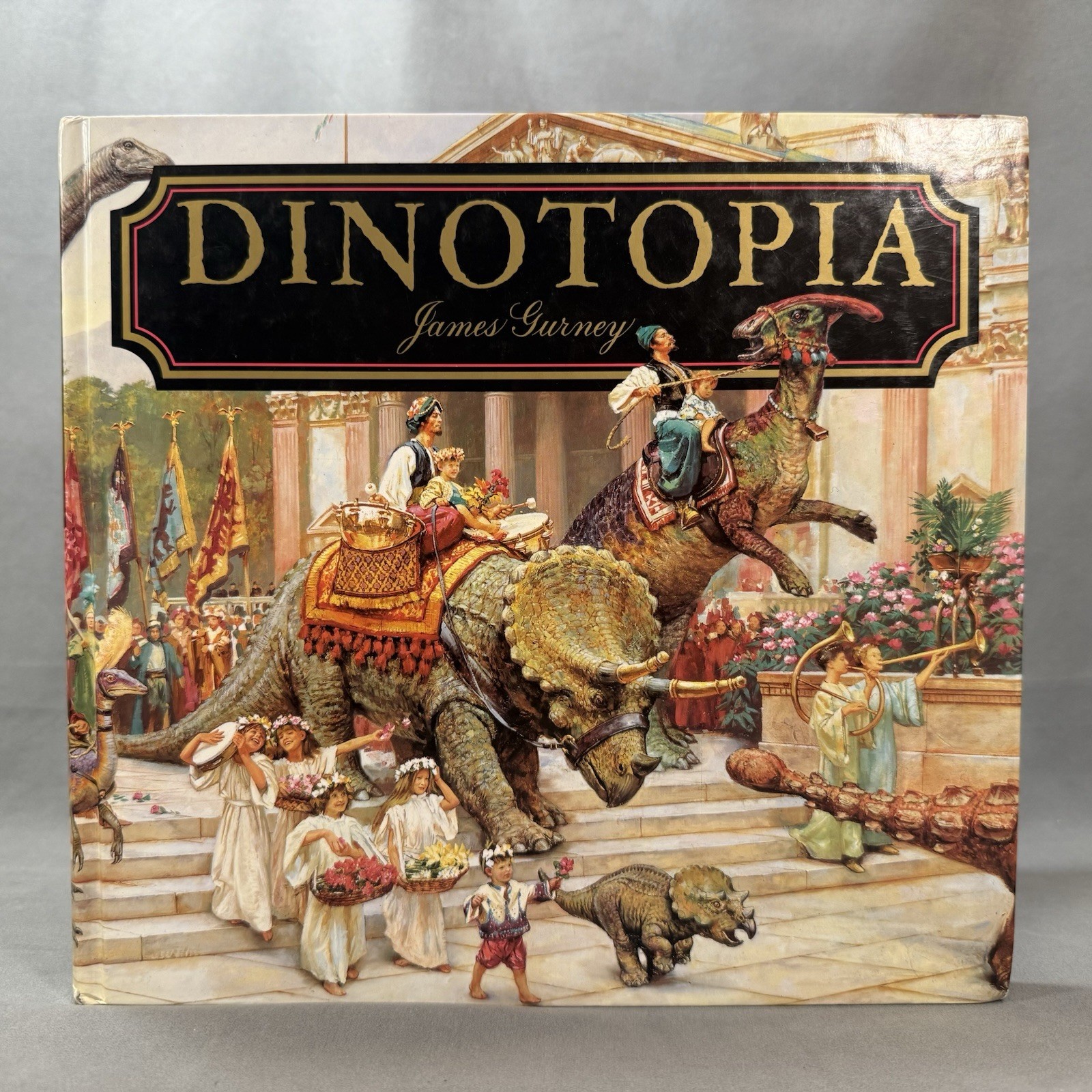 Dinotopia A Land Apart… James Gurney, Scholastic Edition, First Printing 1993 HC
