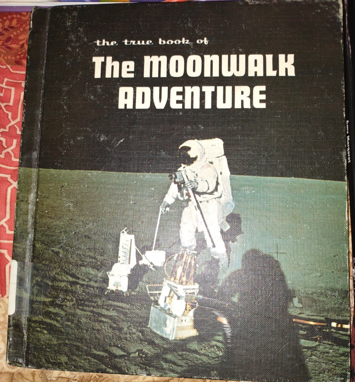 Book Lot- Educational -Moonwalk-Astronomy-Planets. Homeschool/Classroom/Summer
