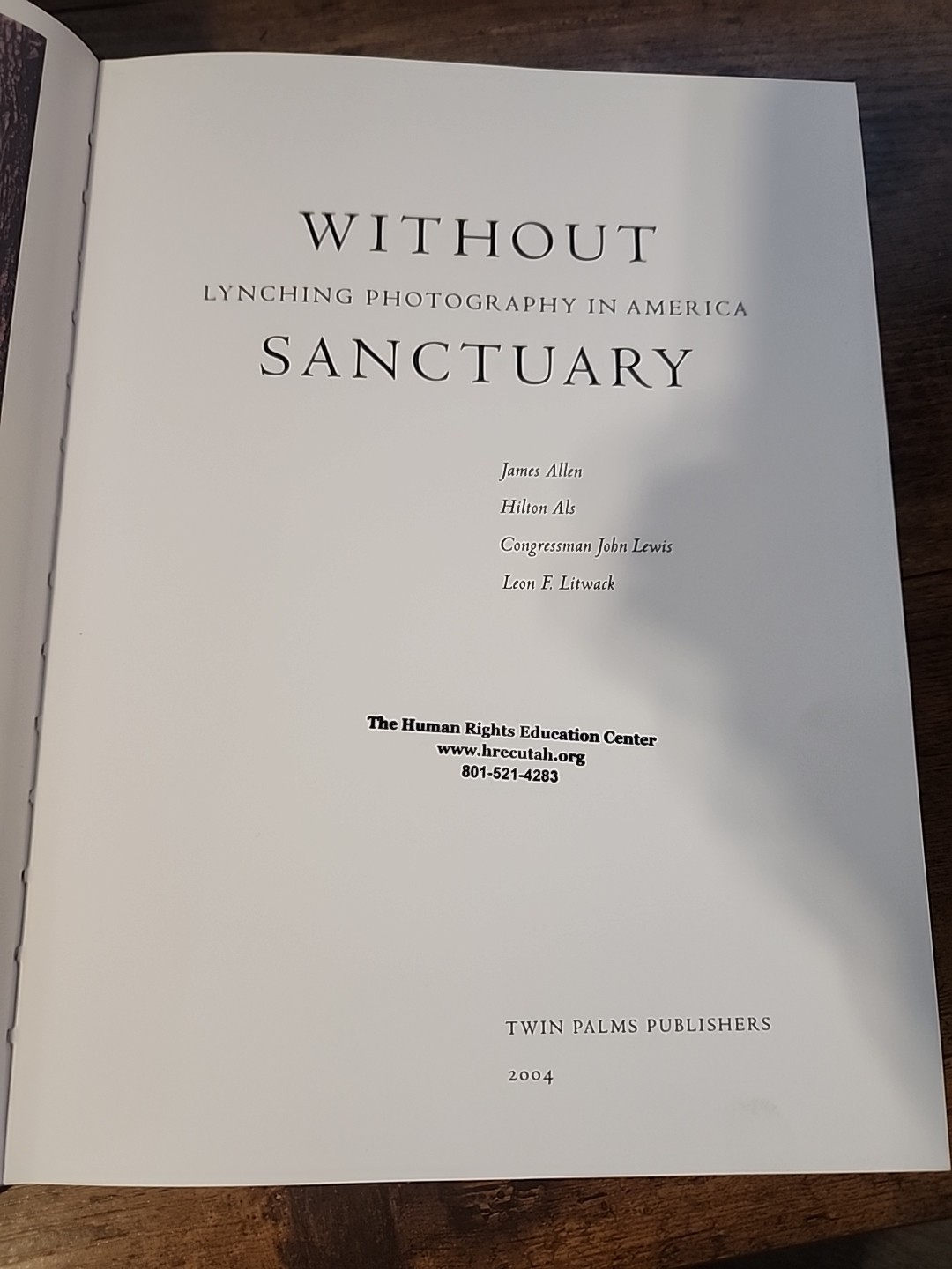 Without Sanctuary Lynching Photography in America by James Allen (2004) VG