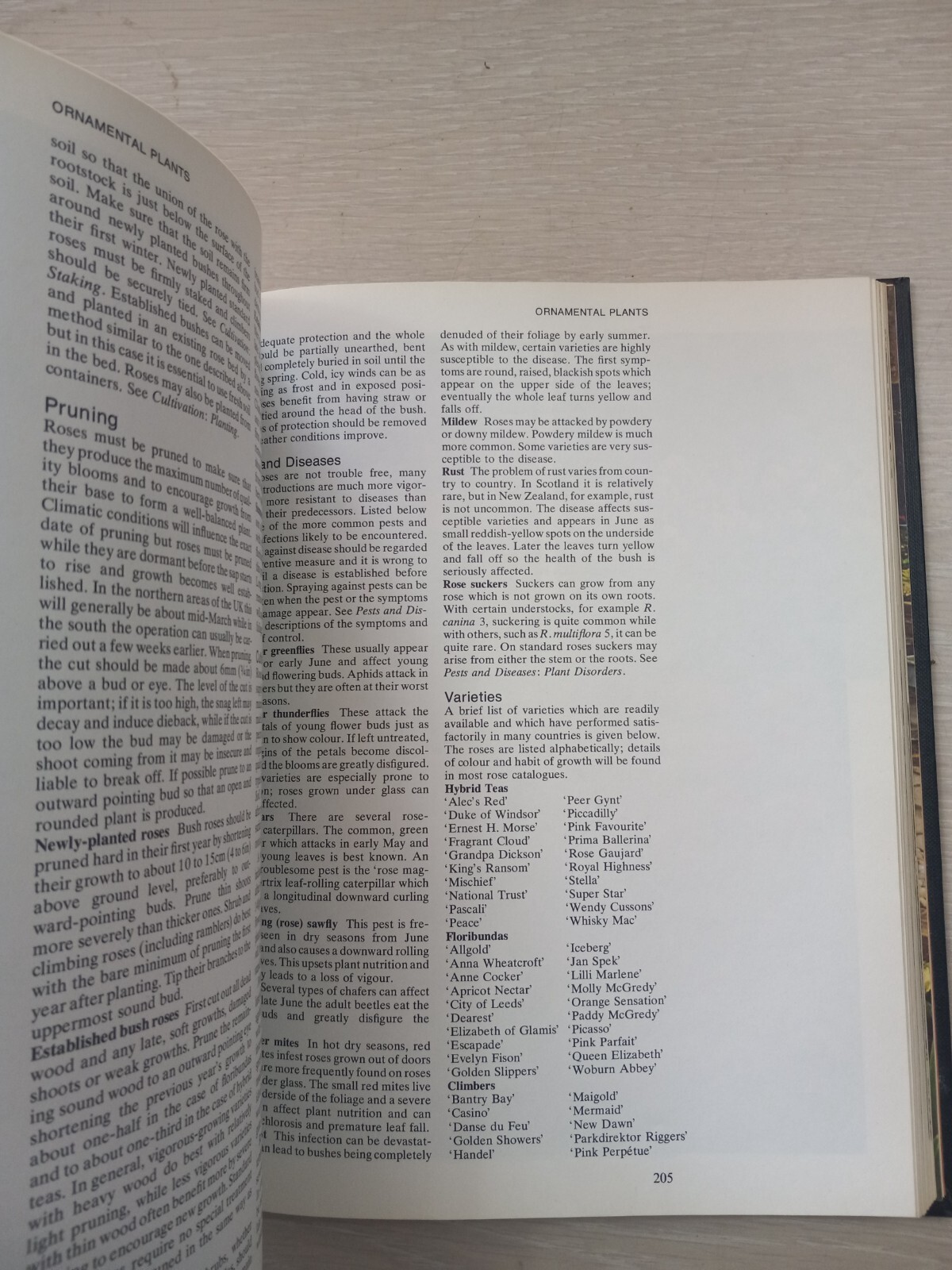 Practical Gardening Encyclopedia by Roy Hay – 1977 Hardcover