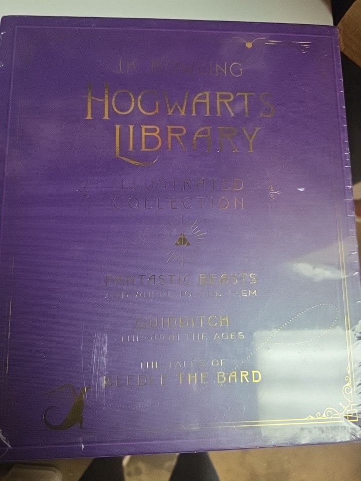Hogwarts Library: The Illustrated Collection by J K Rowling Sealed. FREE ✈️