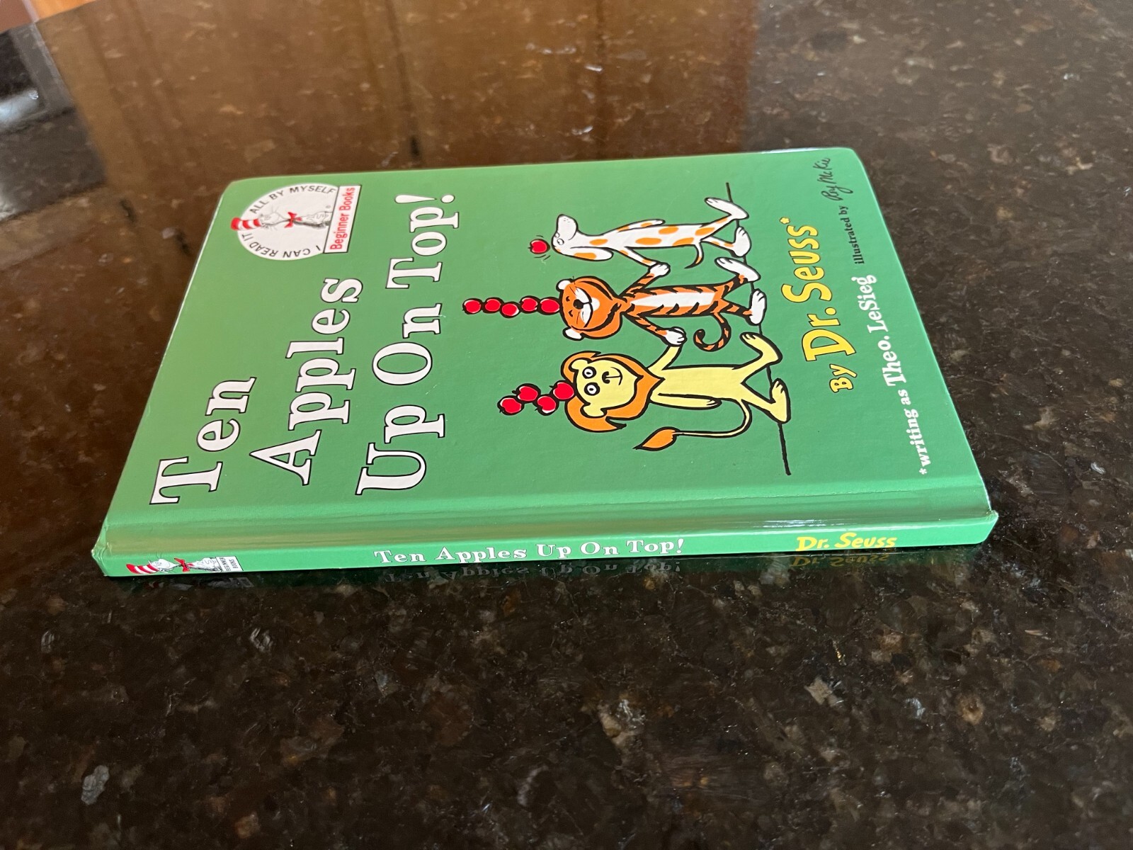 Dr. Seuss Theo LeSieg beginner book Ten apples on top! Hardcover #7 6.25″x8.75″