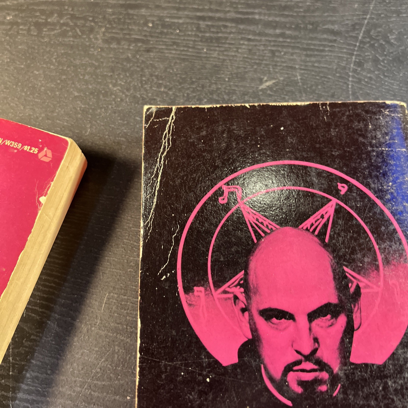 The Satanic Bible & Satantic Rituals Set of 2 books Anton Szandor LaVey. Q #963