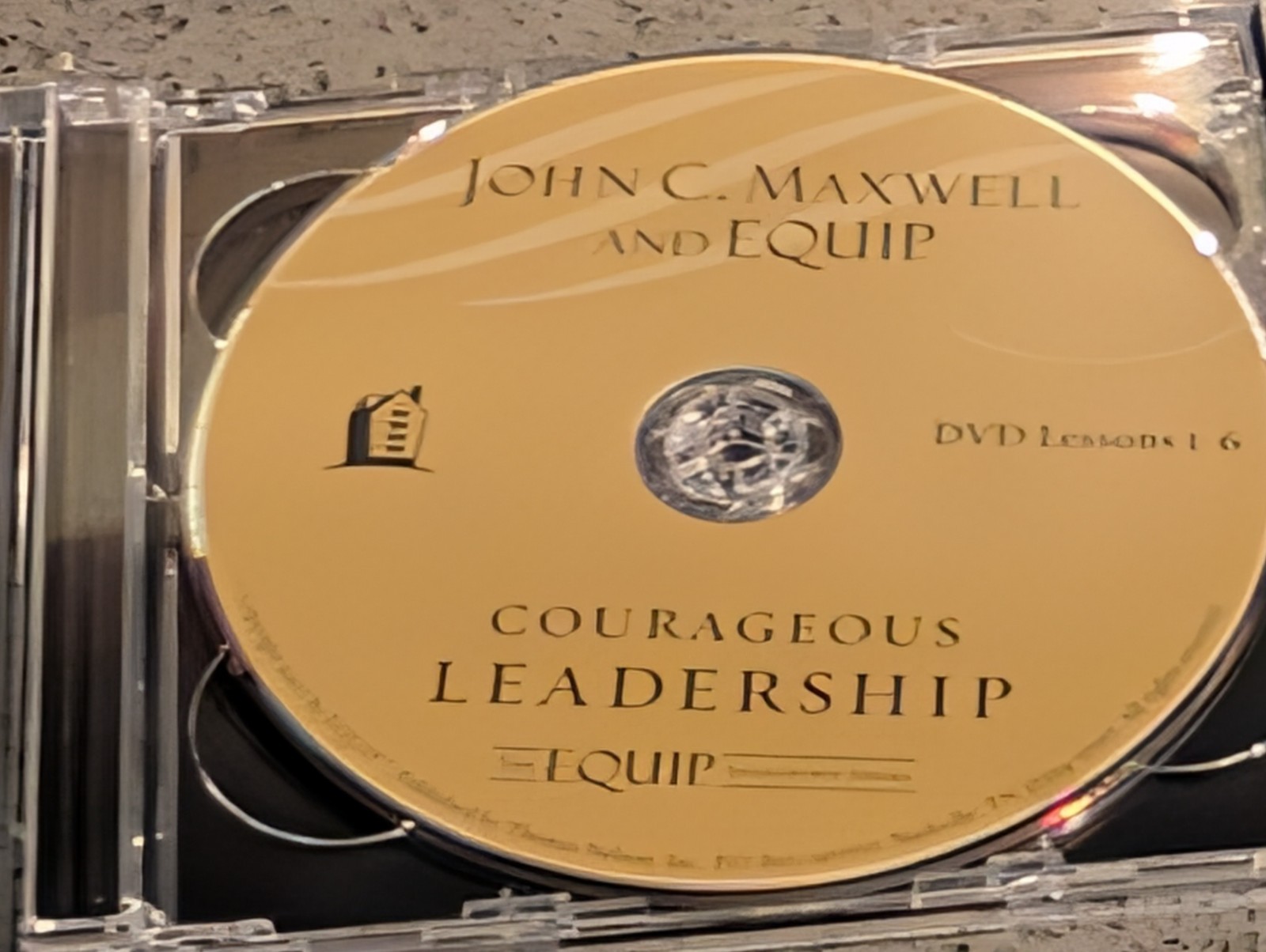 John C Maxwell Equip Courageous Leadership COURSE/Kit: Books, CD, DVDs
