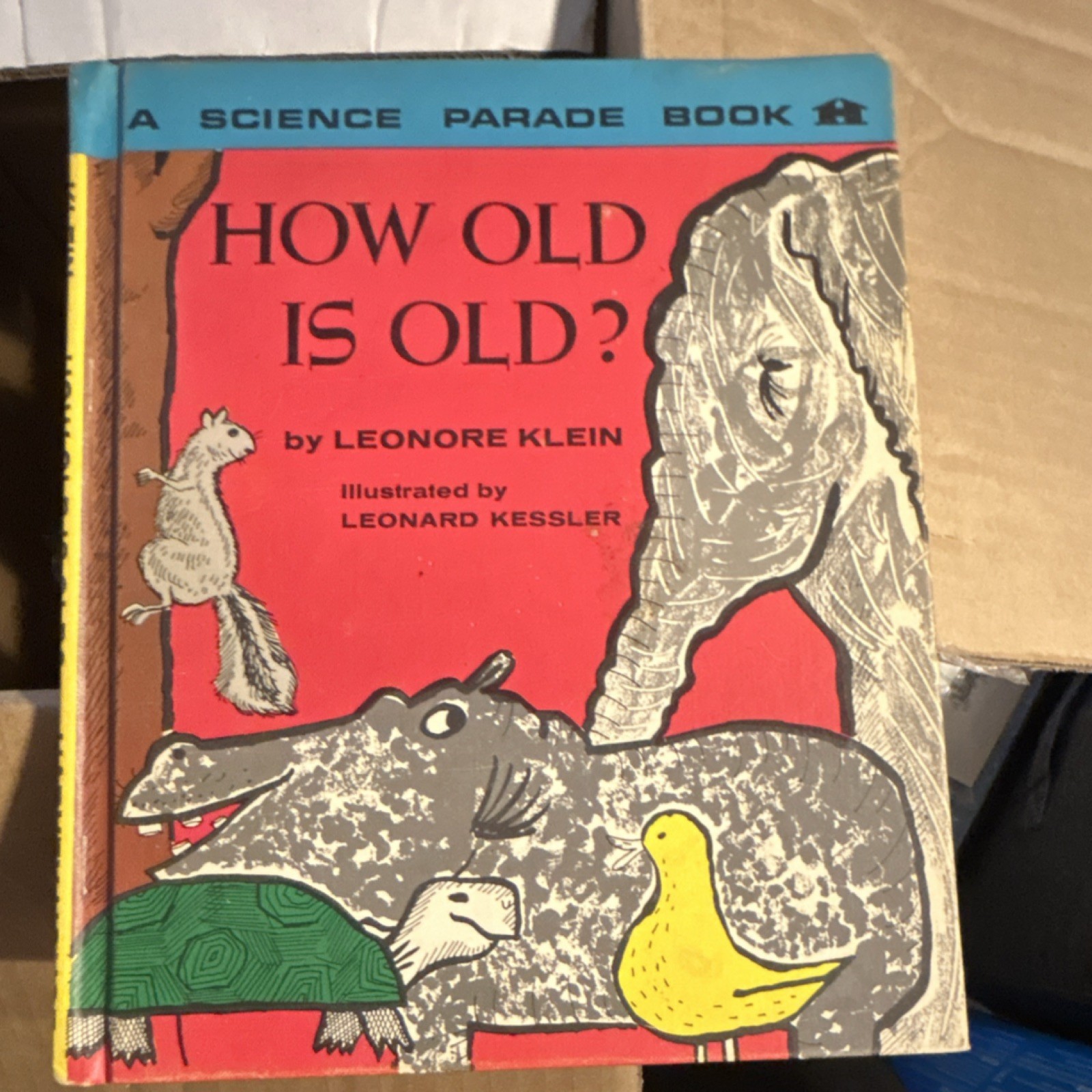 Harvey House How Old Is Old? by Leonore Klein & Leonard Kessler Hardcover Scien…