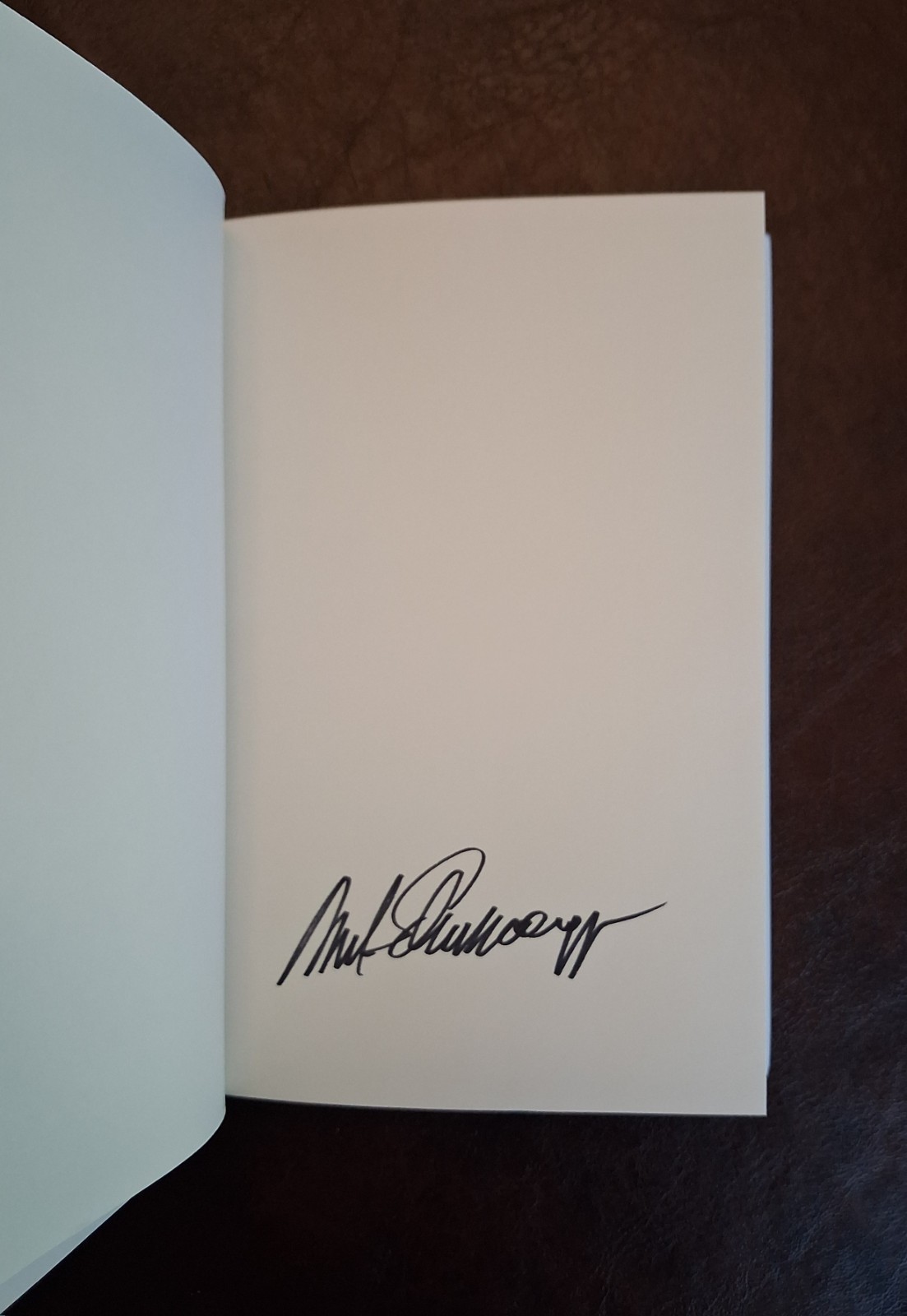 SIGNED Arnold Schwarzenegger Autographed Book – Be Useful: Seven Tools For Life