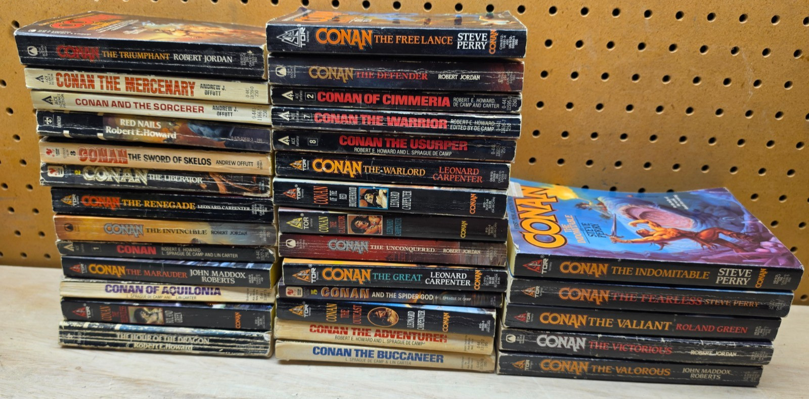 32 Vintage “CONAN the BARBARIAN” Book Lot Robert E Howard SHIPS NEXT DAY