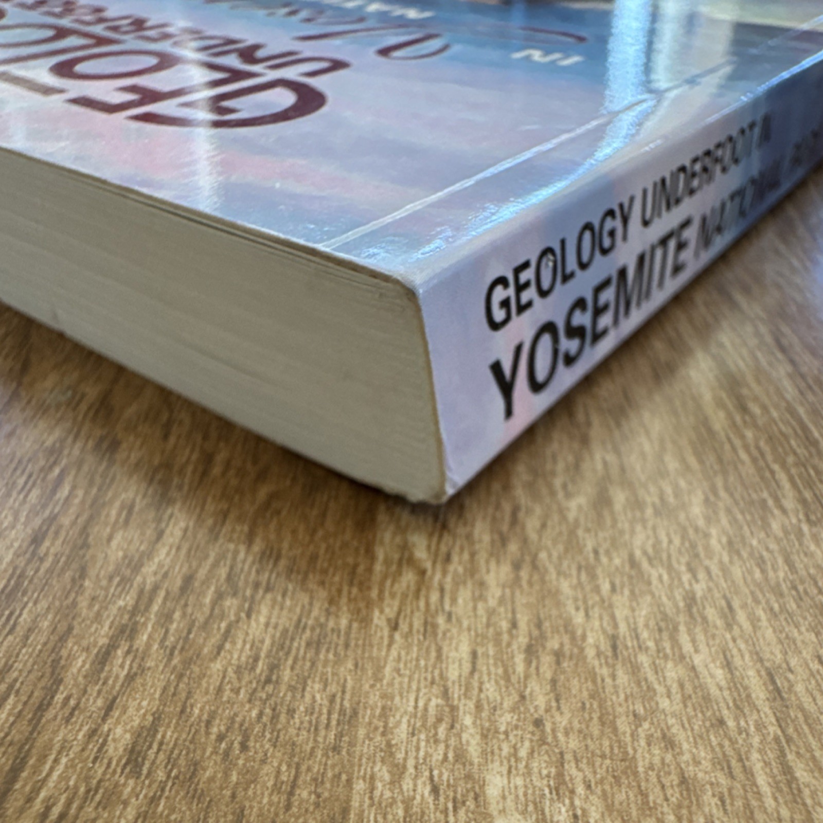 Mountain Press Geology Underfoot Yosemite Glazner Stock Paperback 2010 Science