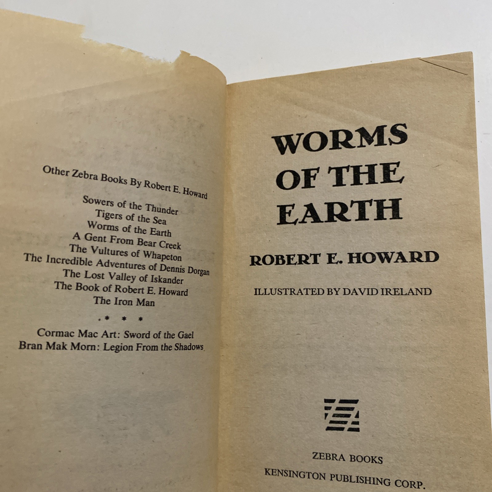 Robert E Howard Special Illustrated Editions PB Lot Tigers of Sea Worms of Earth