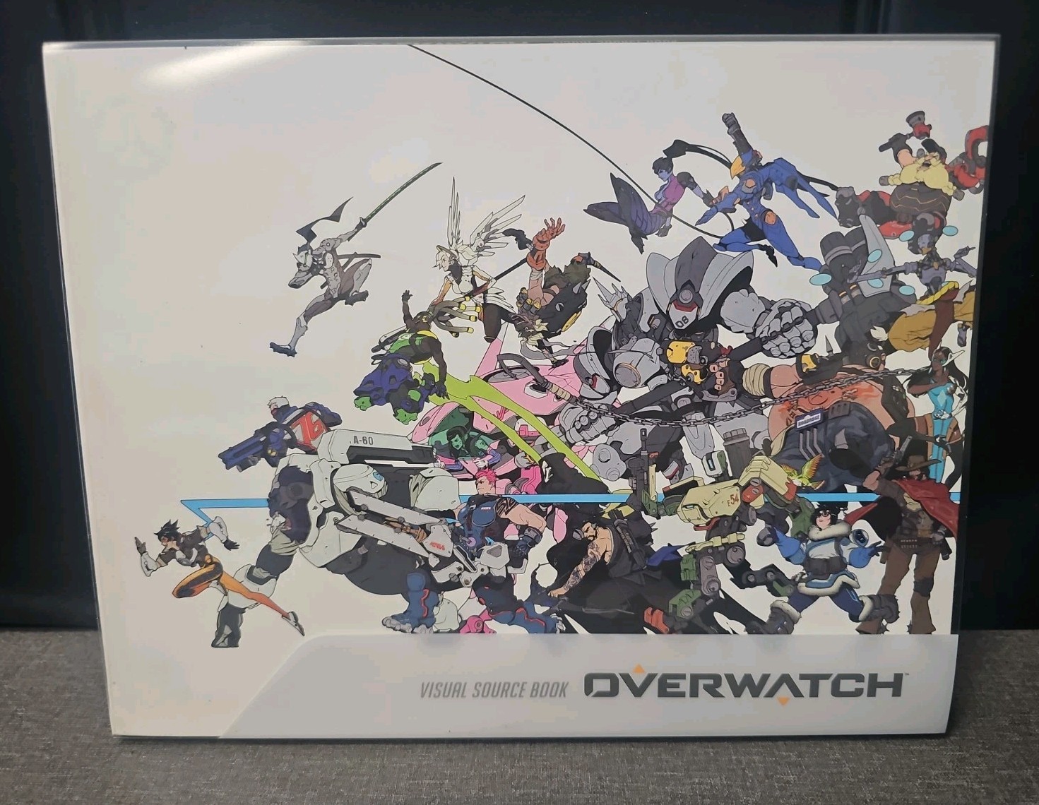 Blizzard Entertainment Overwatch Visual Source Book W/SLIPCASE