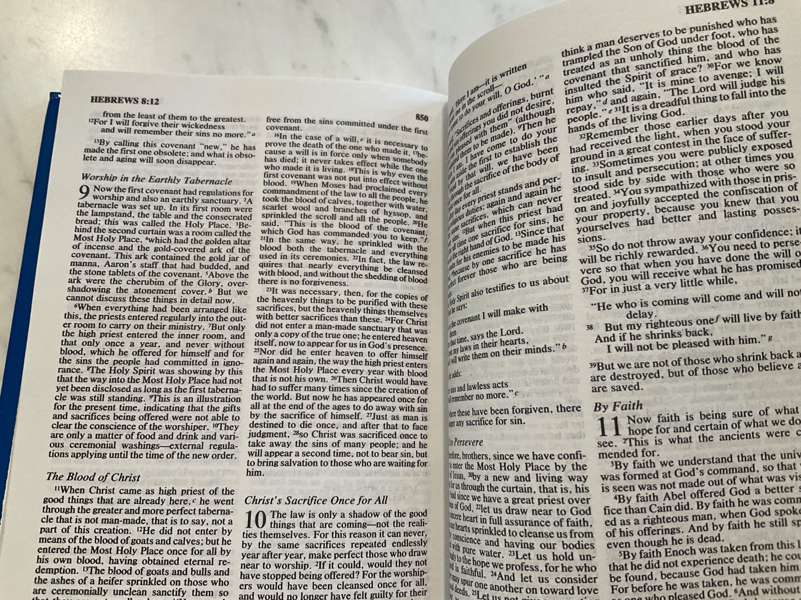 NIV Compact Text Bible 1990 First Printing Blue Hardcover 1984 NEW