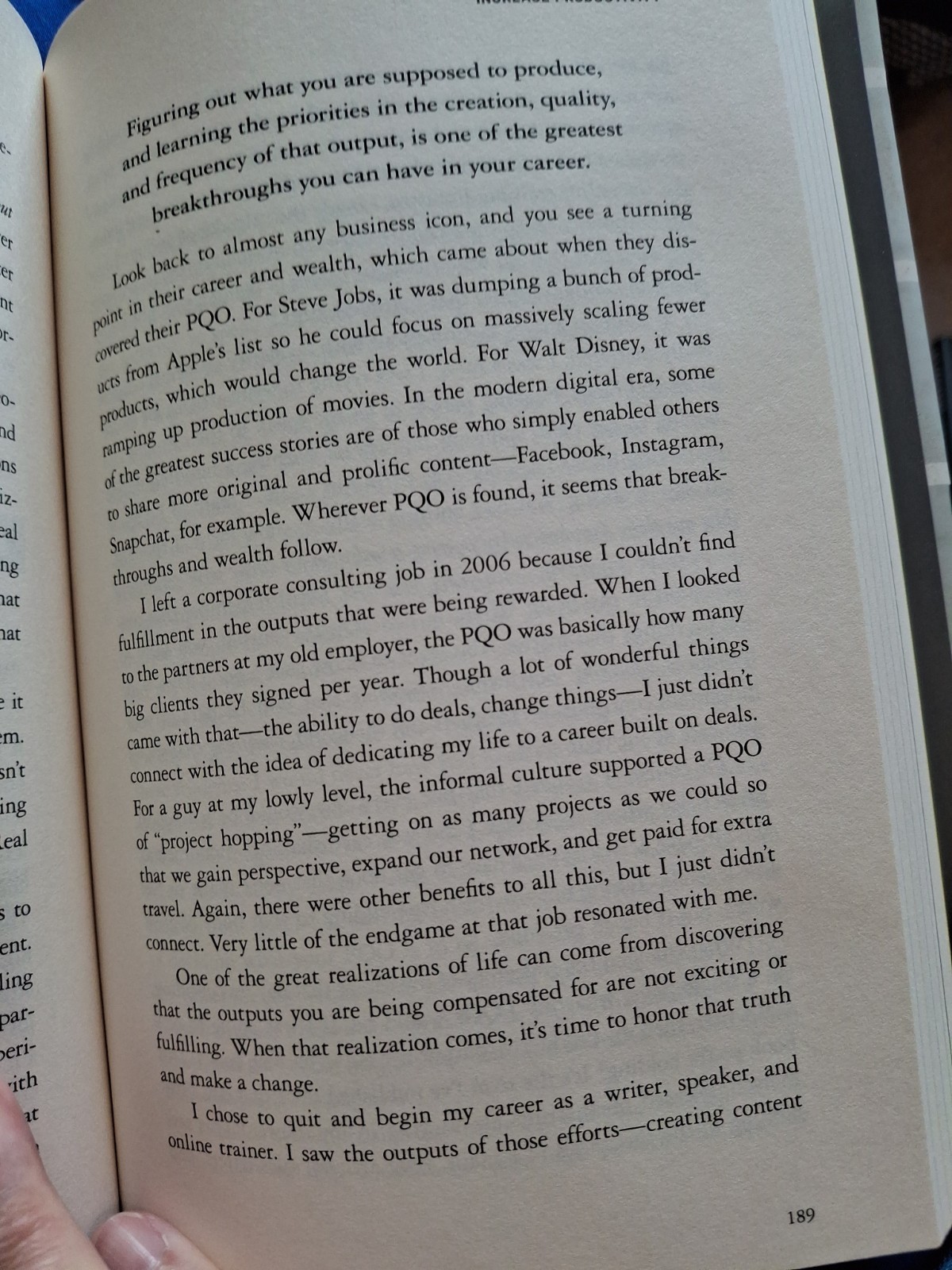 High Performance Habits: How Extraordinary People Become ,brendon Burchard