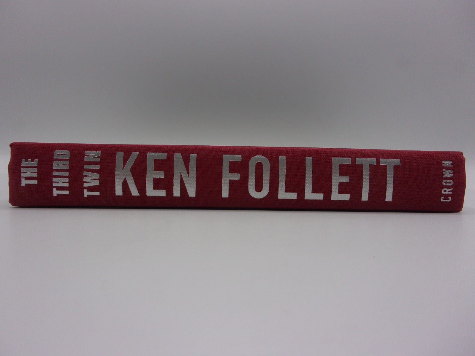 The Third Twin by Ken Follett (1996, Hardcover/DJ Protected) 1st Printing