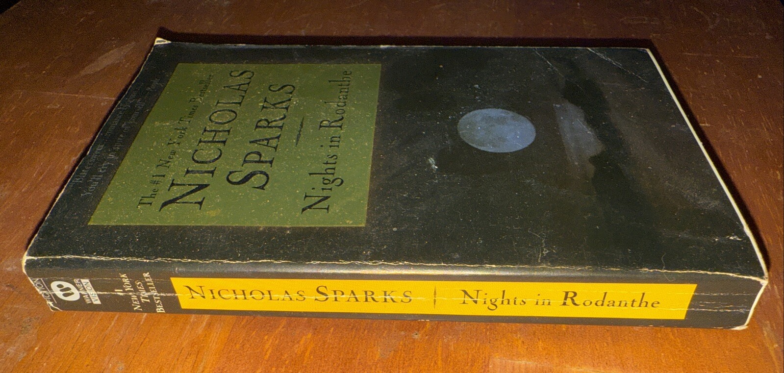 Nights in Rodanthe papperback book Sparks, Nicholas